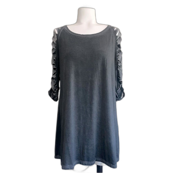 Source Unknown Tops - Very Moda Dark Charcoal Gray Distressed Sleeve Tunic Top Small Medium S/M NWOT